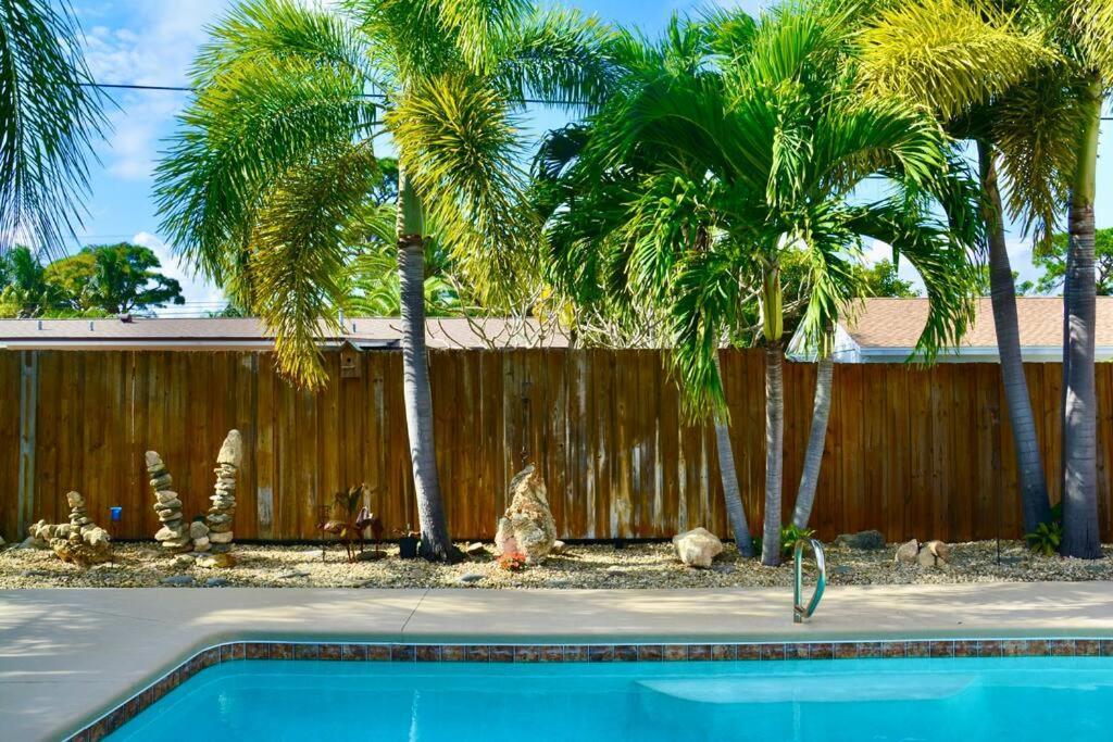 Tropical Island Escape Near Disney, Beach, Cruise Merritt Island Exteriör bild