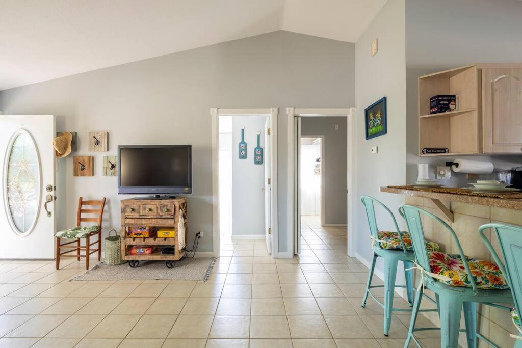 Tropical Island Escape Near Disney, Beach, Cruise Merritt Island Exteriör bild