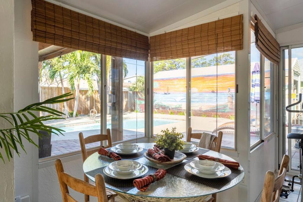 Tropical Island Escape Near Disney, Beach, Cruise Merritt Island Exteriör bild